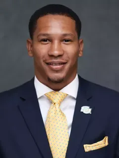 Kriston Davis headshot