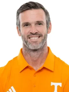 Joey Halzle headshot