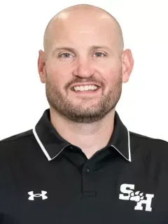 Eric Raisbeck headshot