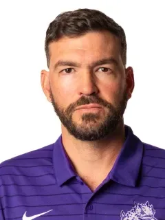 Casey Petree headshot