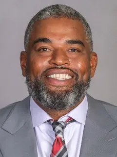 Claude Clayborne headshot