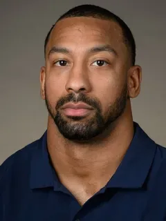 Shawn Facione headshot