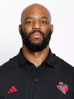 Alex Watkins headshot