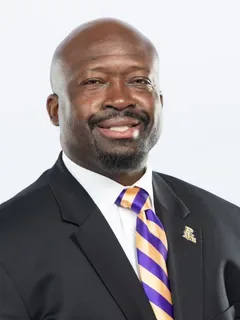 Clifford Fedd headshot