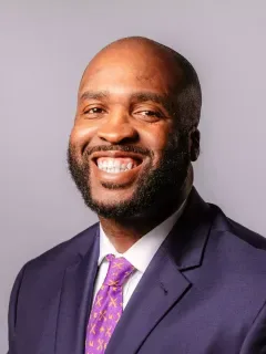 Julian Griffin headshot