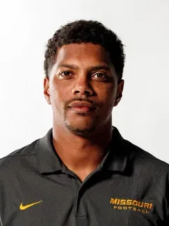 Bryson Abraham headshot