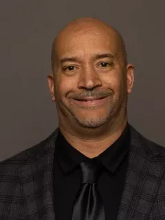 Tim Walton headshot