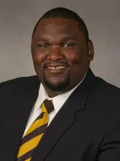 Kelvin Bell headshot