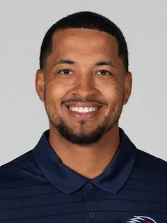 Malik Walker headshot