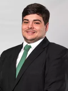 Luke Seale headshot