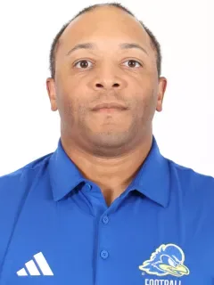 Theo Brown headshot