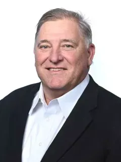 Dan Sharp headshot