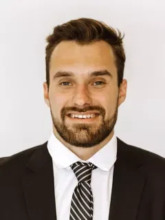 Tony Moonen headshot