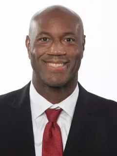 Dennis Thomas headshot