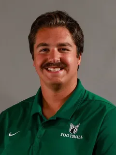 Travis Fenton headshot