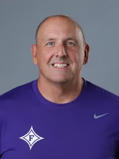 Clay Hendrix headshot