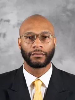 Dyrell Roberts headshot