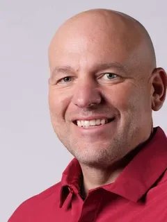 Chad Lunsford headshot