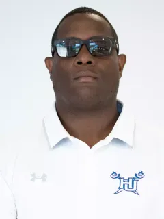 Dwyan Luckey headshot