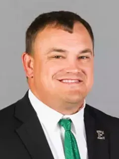 Tate Omli headshot