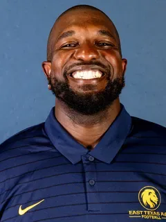 Ryan Williams headshot