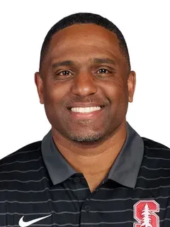 Brian Bratton headshot