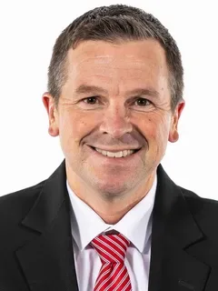 Glenn Thomas headshot