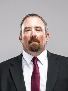 Eric Ravellette headshot