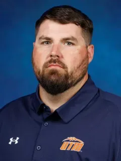 Nate Stout headshot