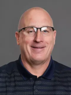 Craig Naivar headshot