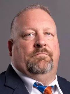 Stacy Collins headshot