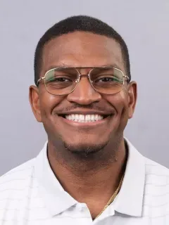 Chris Marve headshot