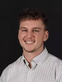 Ethan Miller headshot