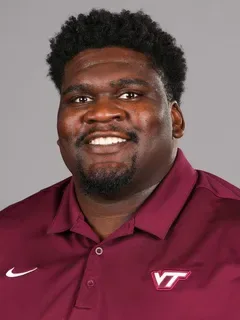 Derrick Tangelo headshot