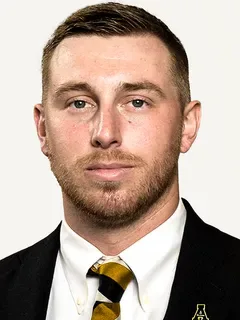 Riley Watkins headshot