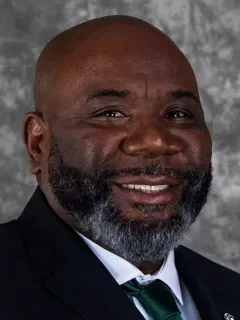 Alonzo Carter headshot