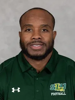 Antonio Baker headshot