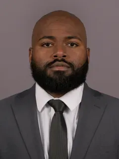 Gee White headshot