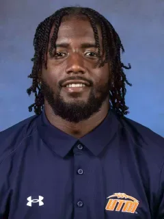 Chris Hunter, Jr. headshot