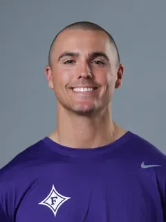 Mills Acosta-Rua headshot