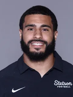 Kyle Wallace headshot