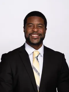 Lavell Jackson headshot