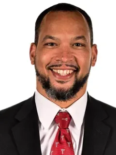 Dontae Wright headshot
