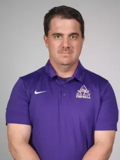 Ryan Busz headshot