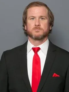 Adam Behrends headshot