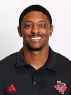 Xavier White headshot