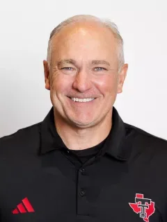 Joey McGuire headshot