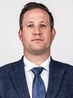 Jonathan Brewer headshot