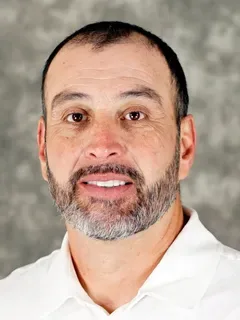 Bobby Fresques headshot