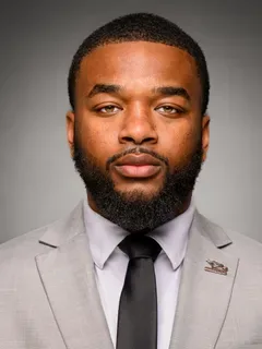 Davius Richard headshot